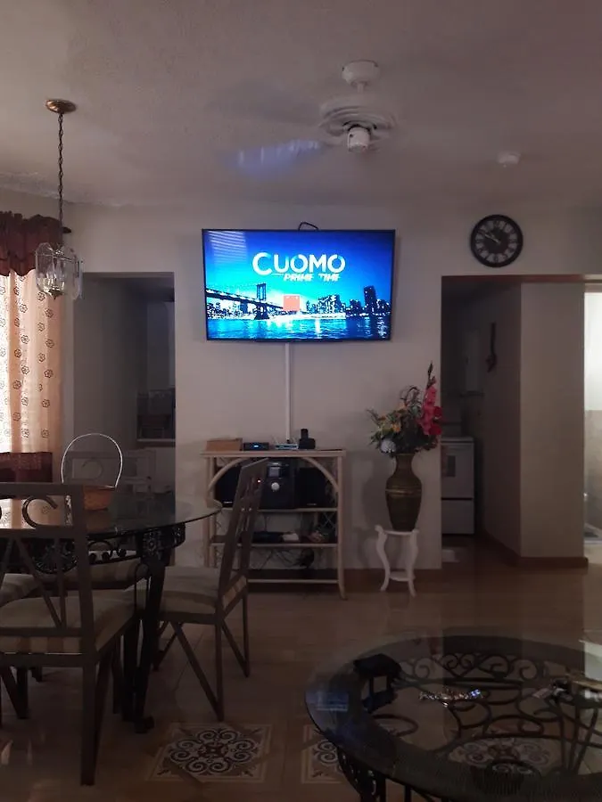 Chill On The Hill Apartment Ocho Rios